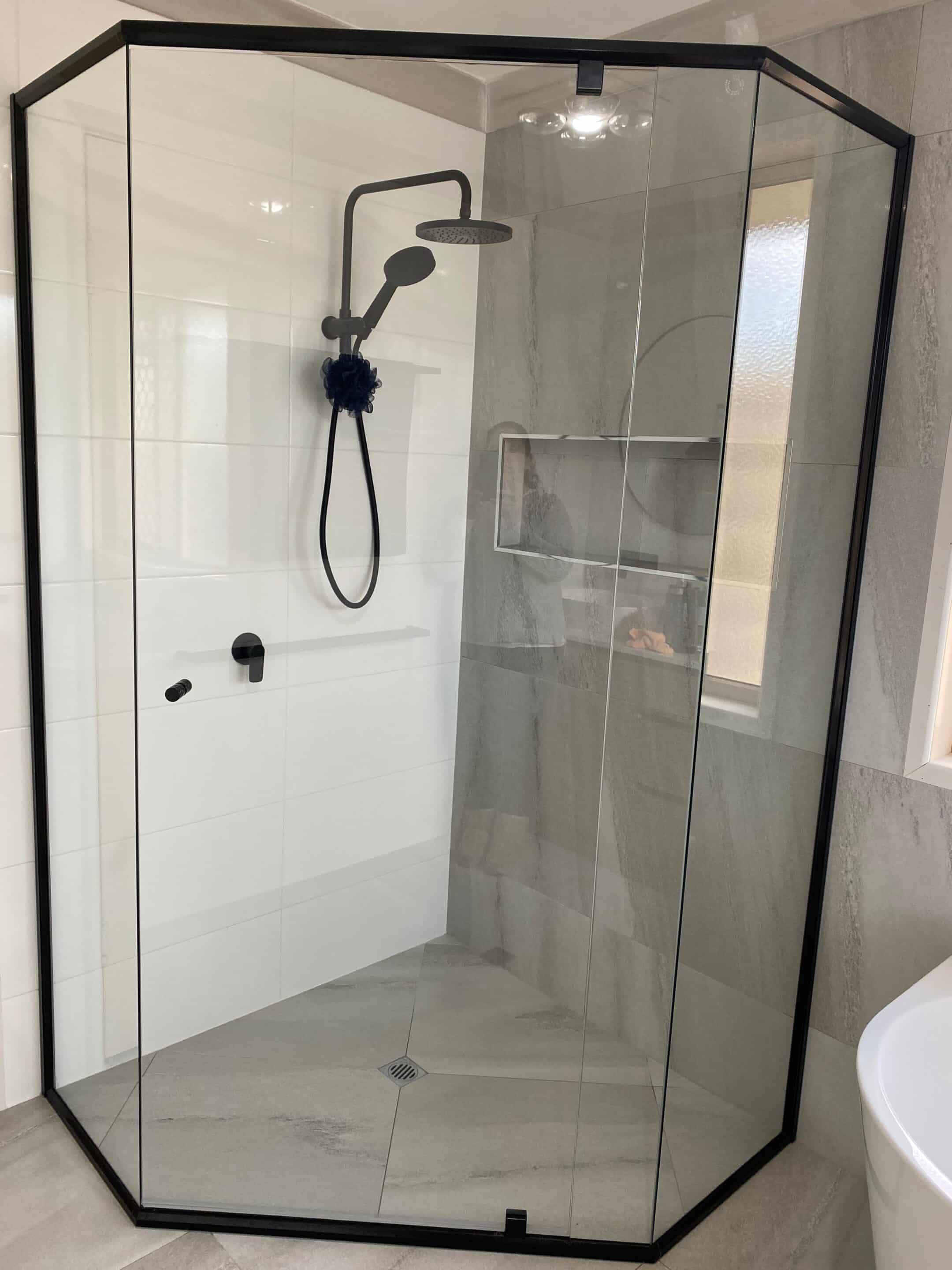 Shower Screens Toowoomba Darling Downs Glass & Security