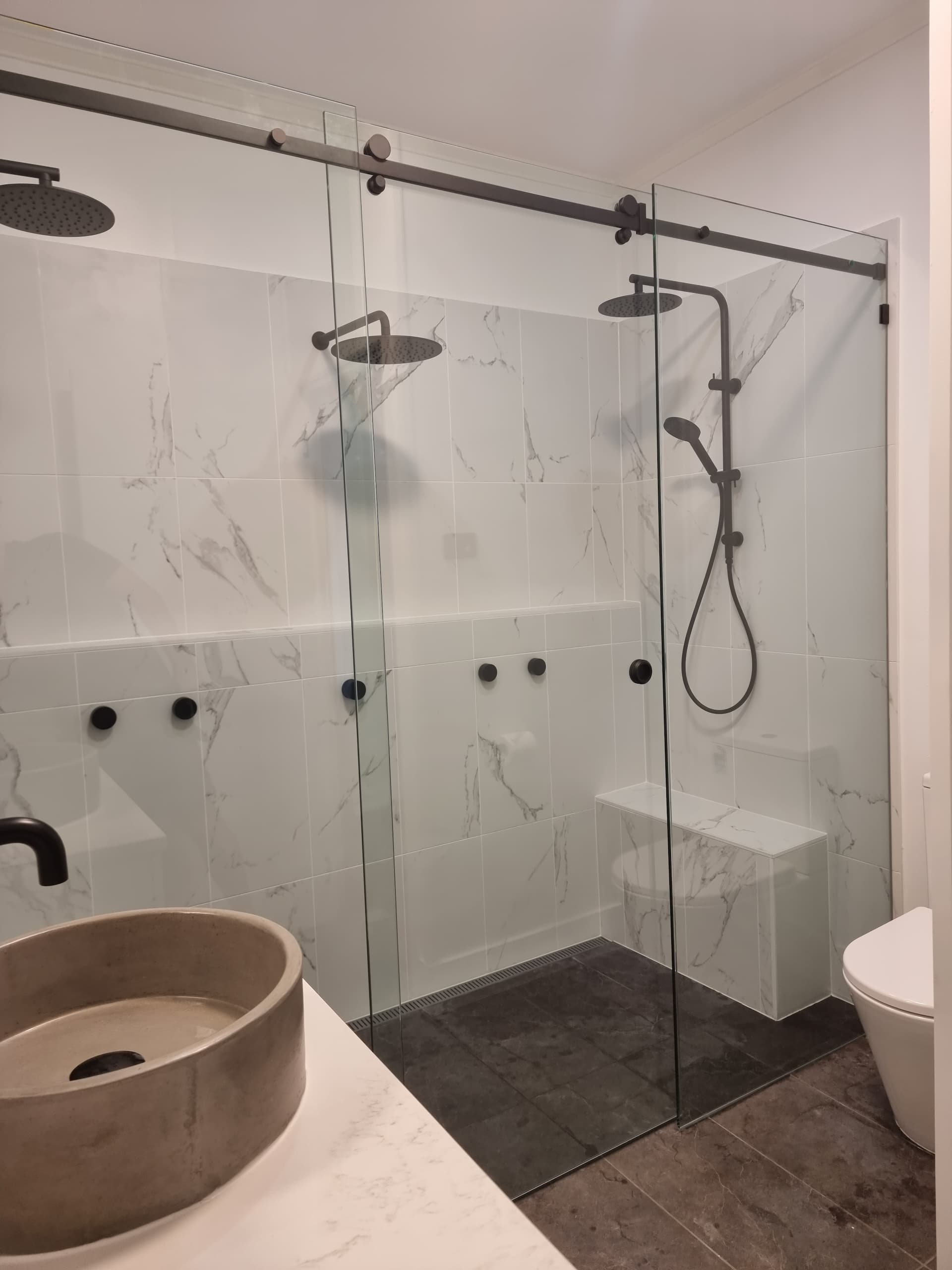 Shower Screens Toowoomba | Darling Downs Glass & Security