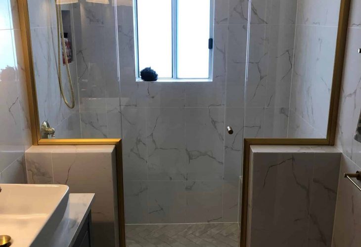 Shower Screen In Bathroom — Glaziers in Toowoomba, QLD