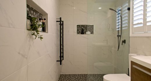 Shower screen bathroom — Shower Screen in Toowoomba in QLD